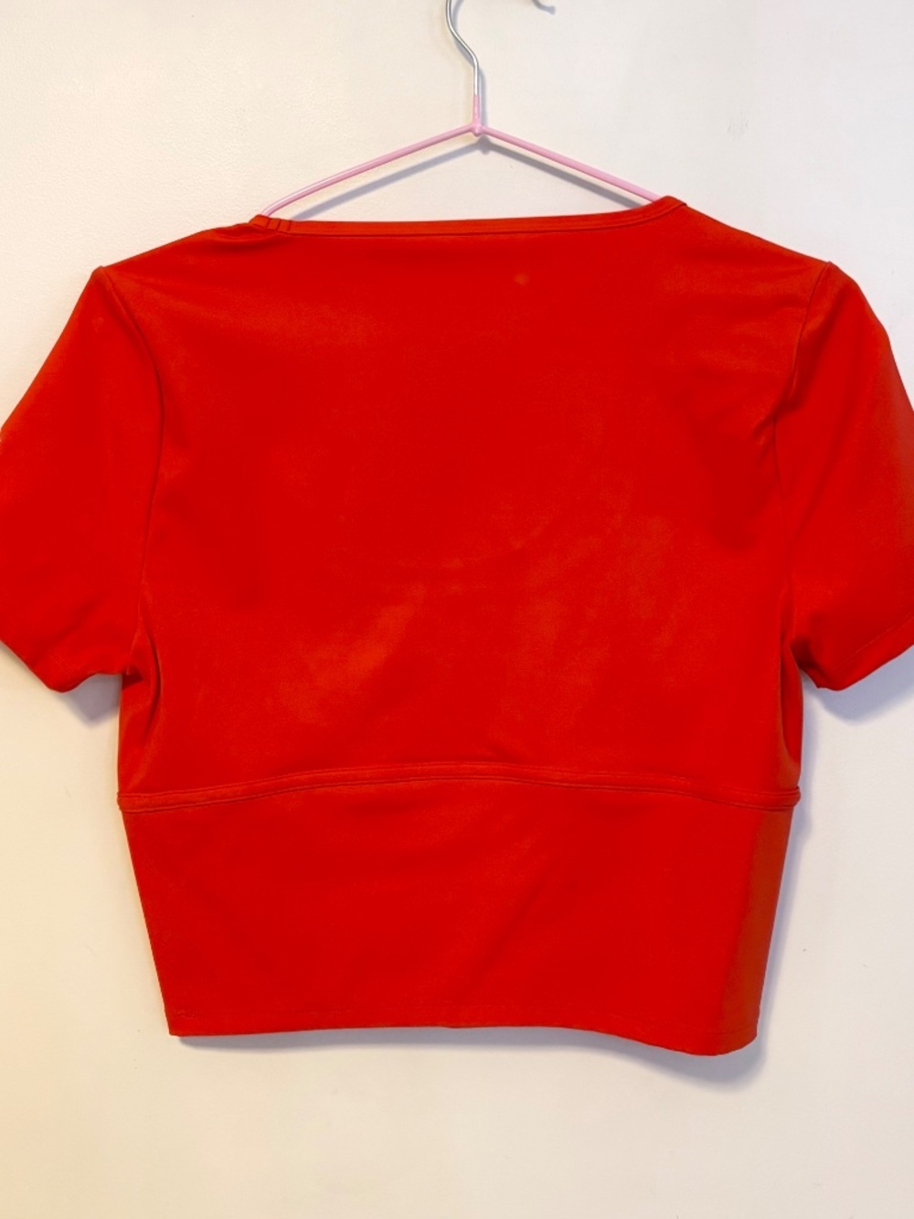 Barrys Bandier Active Workout Stretch Crop Short Sleeve Top Red White Womens M - Picture 3 of 4